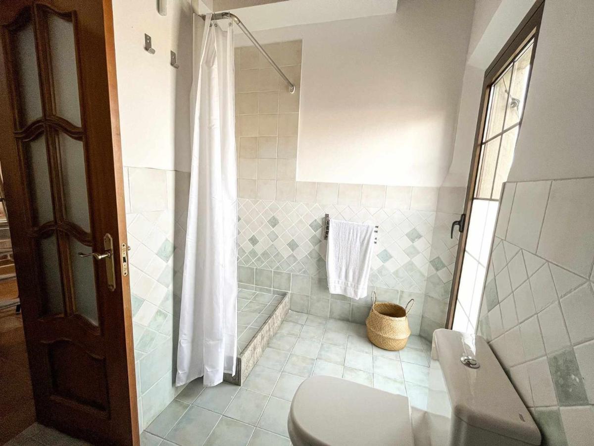 Romantic Duplex With Terrace And Great Views Girona Exteriér fotografie