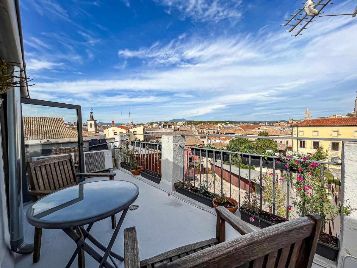 Romantic Duplex With Terrace And Great Views Girona Exteriér fotografie