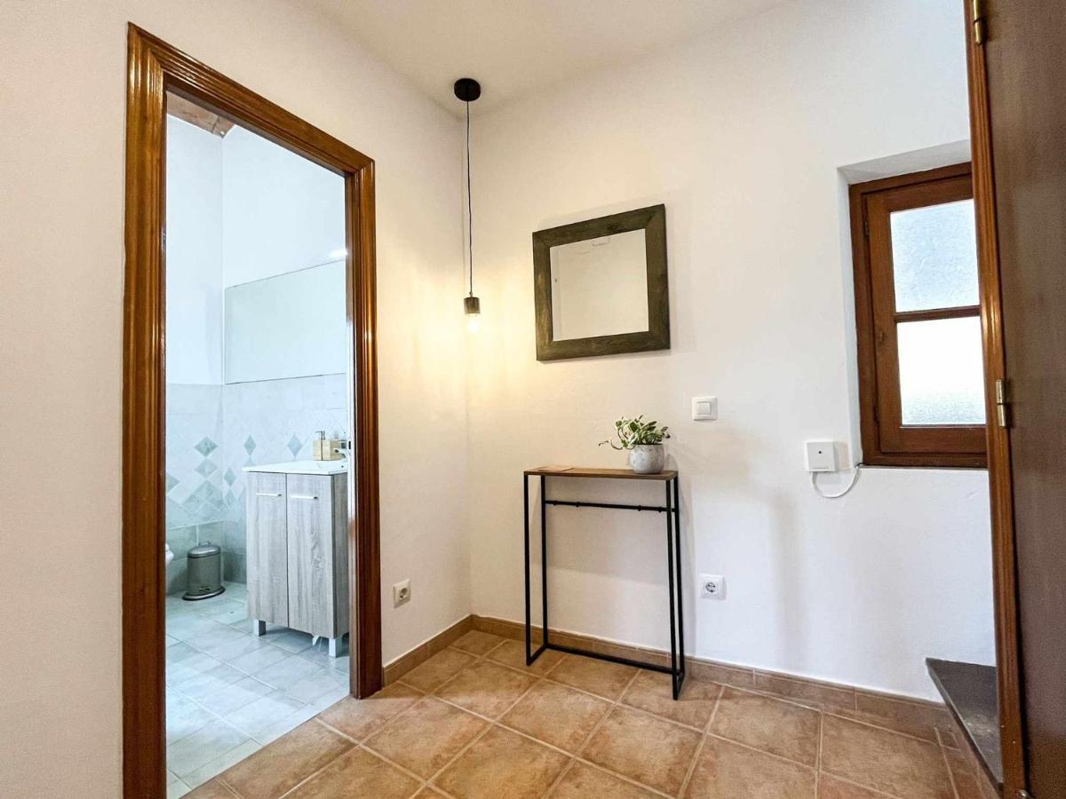 Romantic Duplex With Terrace And Great Views Girona Exteriér fotografie