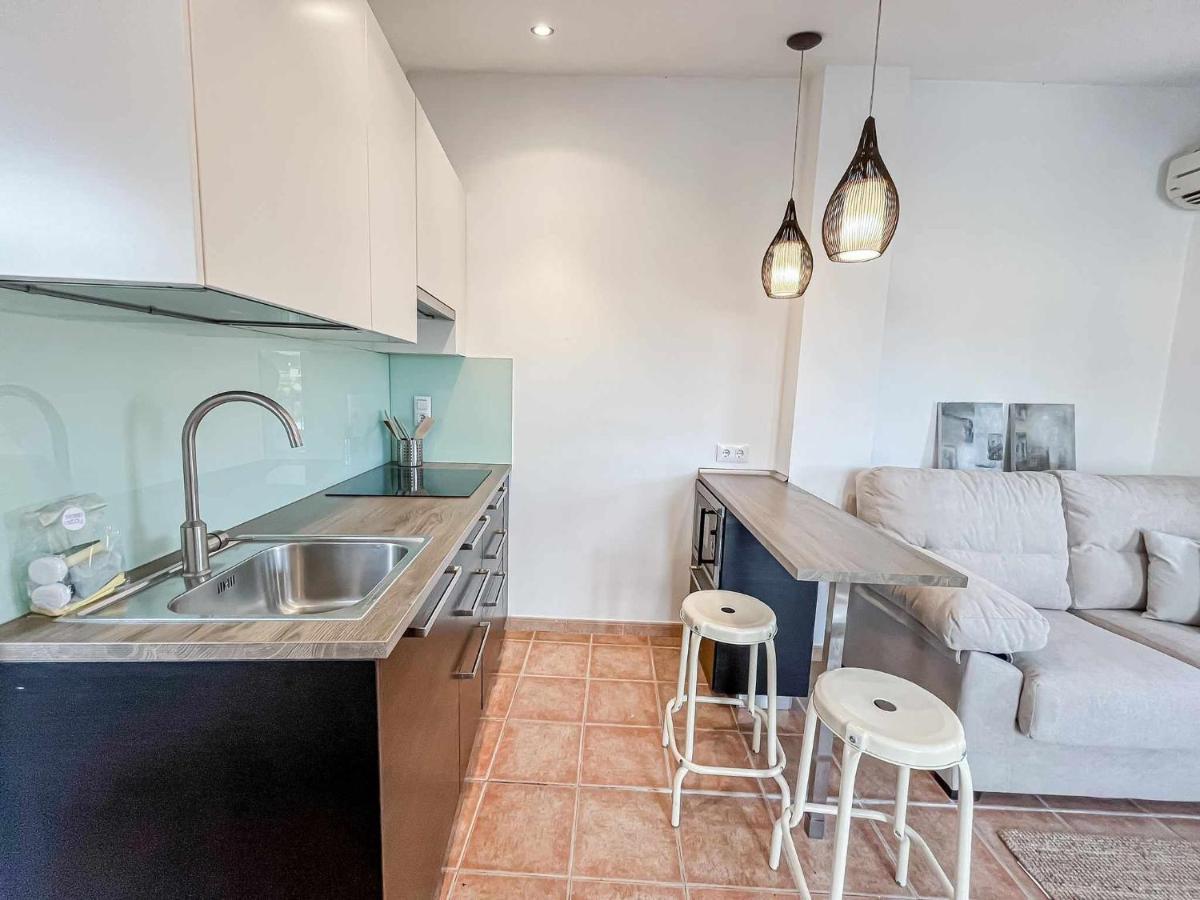 Romantic Duplex With Terrace And Great Views Girona Exteriér fotografie