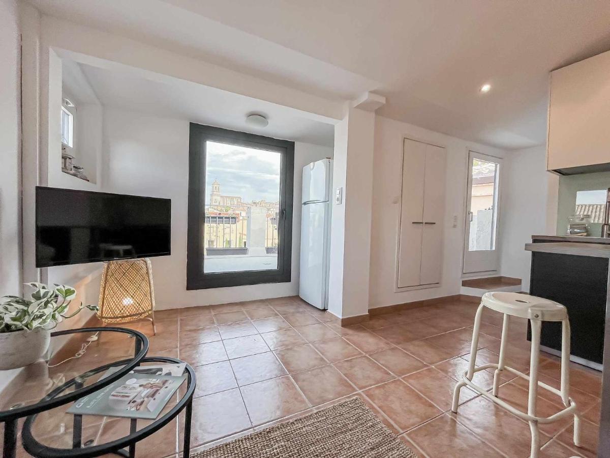 Romantic Duplex With Terrace And Great Views Girona Exteriér fotografie