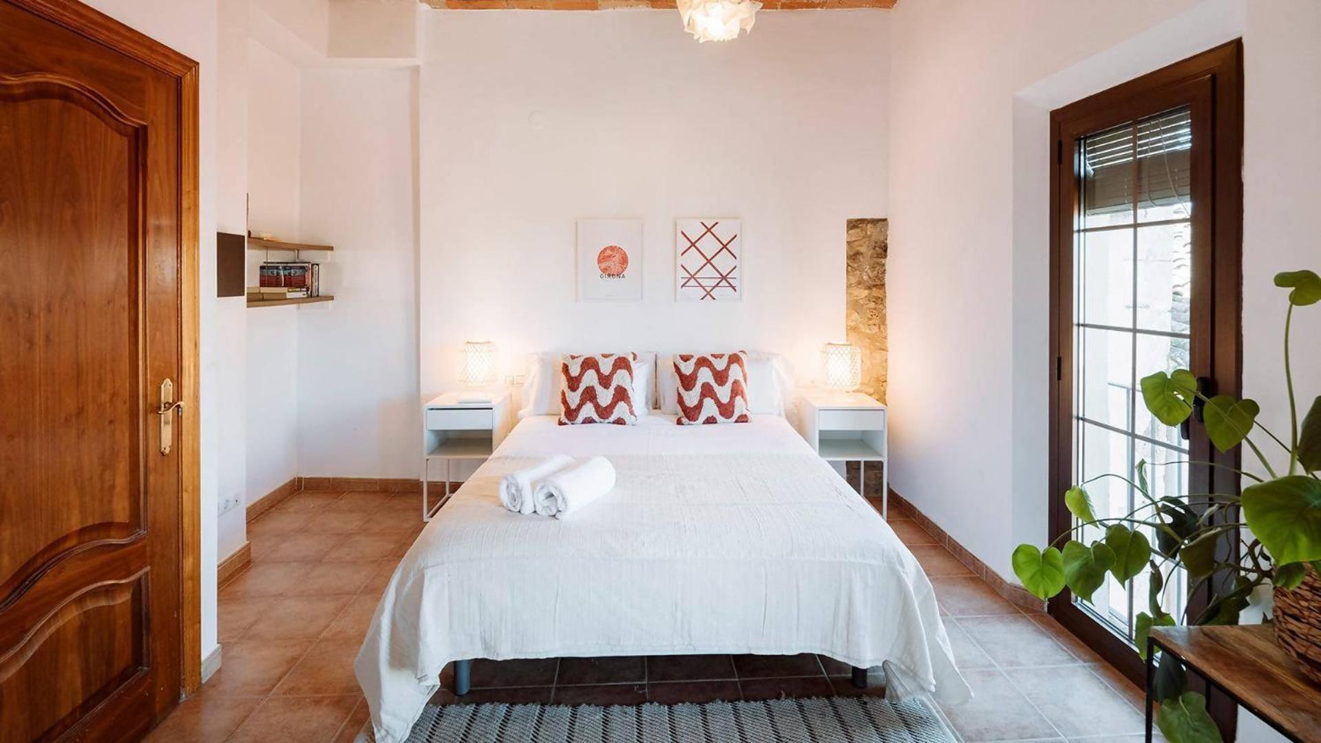 Romantic Duplex With Terrace And Great Views Girona Pokoj fotografie